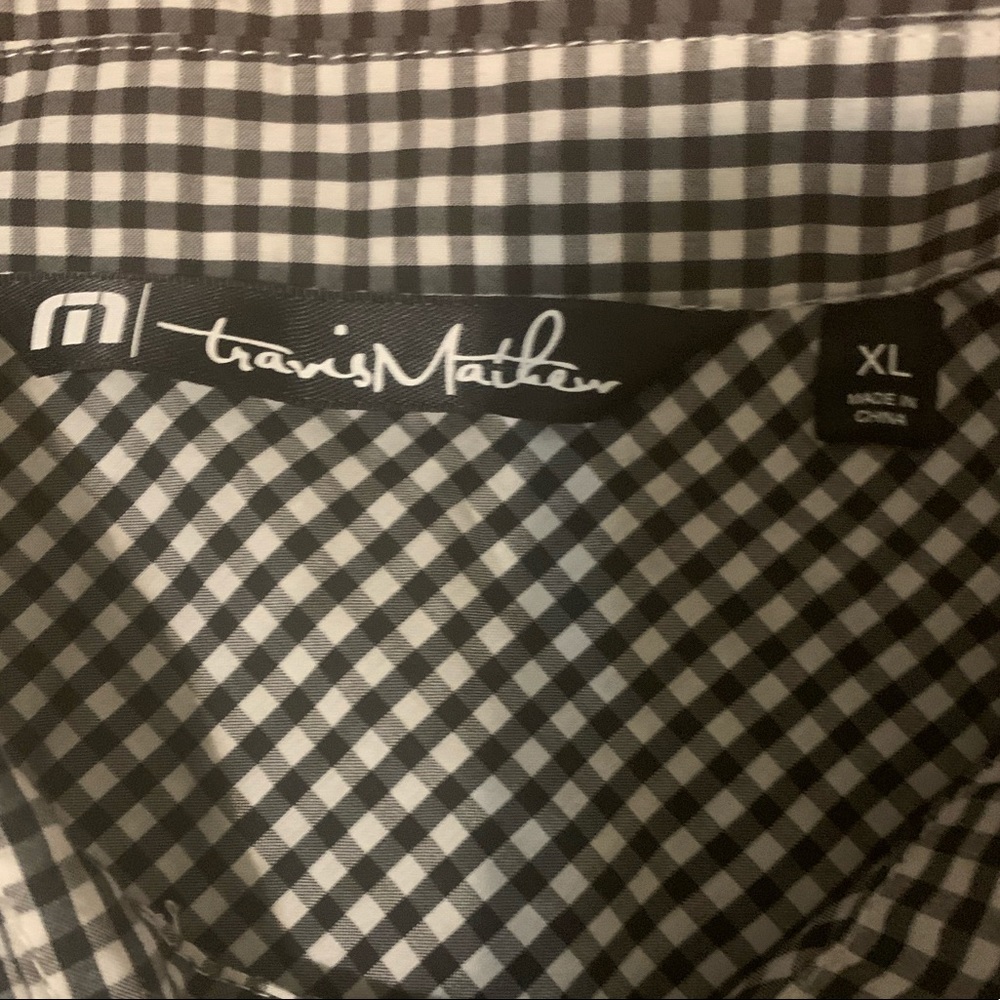 Travis Mathew Longsleeve Button Up Size Xl - image 7